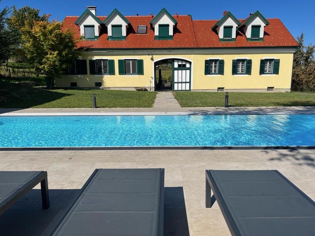 Landhaus Dasthomas Henndorf im Burgenland Екстер'єр фото